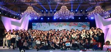 娱乐吃瓜酱年会,年度盛宴，笑料与星光熠熠