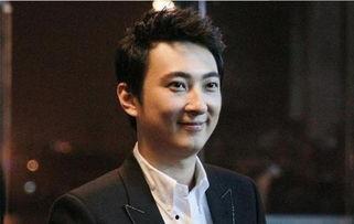 娱乐吃瓜背景女星有哪些,揭秘那些被热议的女星幕后故事